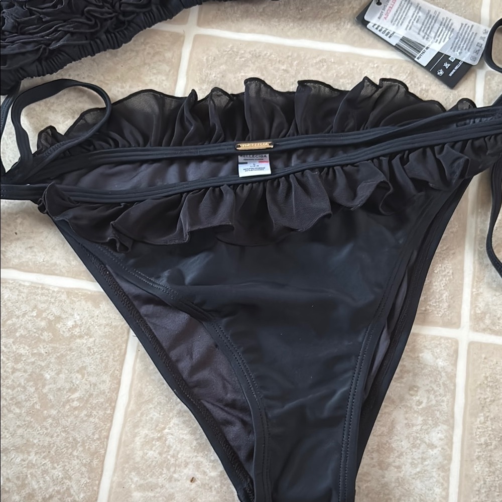 Black Ruffled Bikini Set - Picture 5 of 6